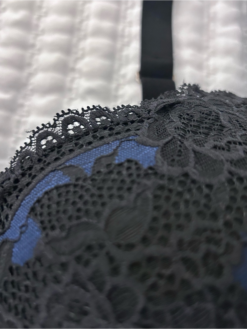 Cacque Midnight Blue & Black Lace Push-Up Bra w Underwire. Size 40DDD - Picture 4 of 8